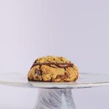 Galleta rellena de nutella y nuez