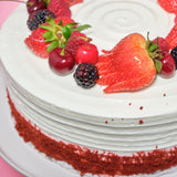 Pastel Red velvet con frutos rojos por pedido